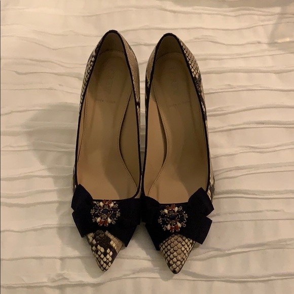 J. Crew Shoes - NWOB JCrew Elsie snakeskin printed leather pumps